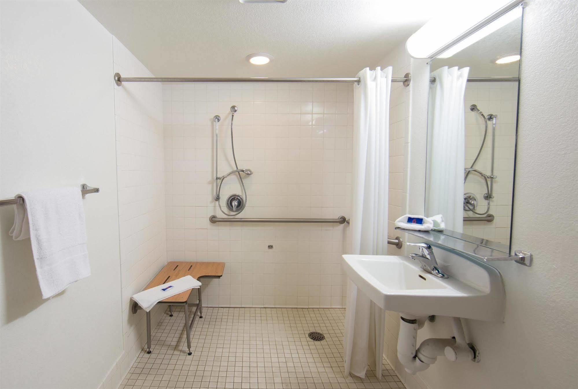 Motel 6 Weed - Mount Shasta エクステリア 写真
