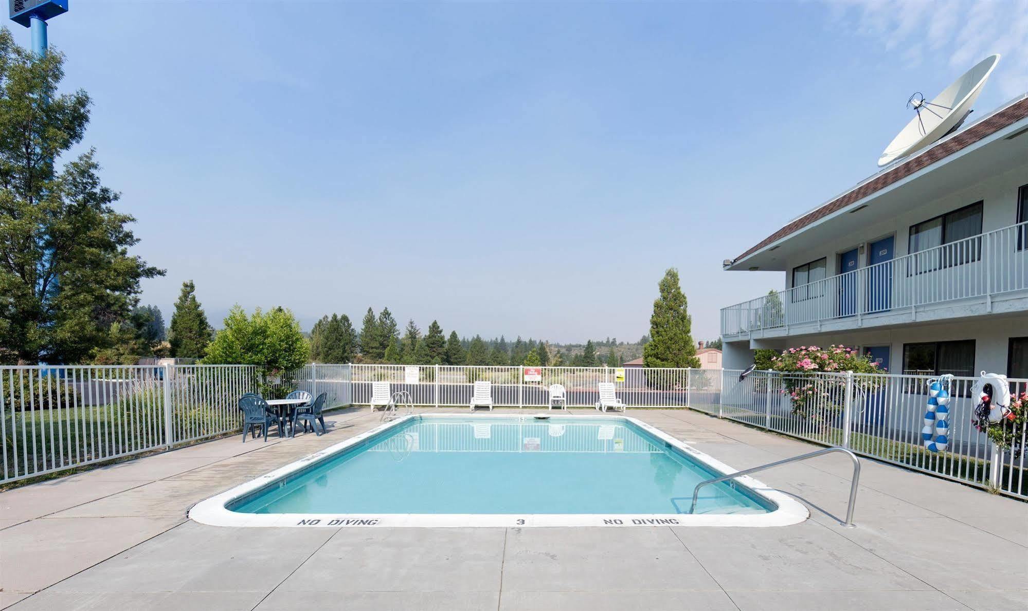 Motel 6 Weed - Mount Shasta エクステリア 写真